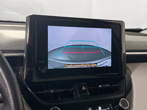 Used 2023 Toyota Corolla Cross L image 13