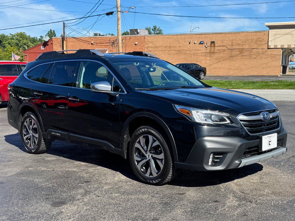 Used 2021 Subaru Outback Touring AWD/4WD image 4