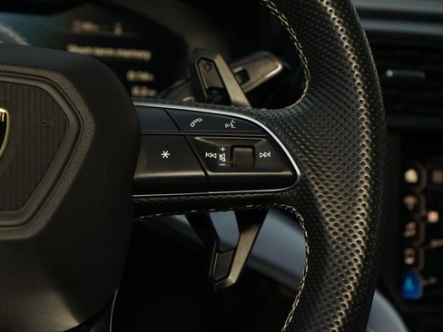 Used 2019 Lamborghini Urus image 15
