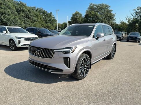 New 2026 Volvo XC90 B5 Plus image 2