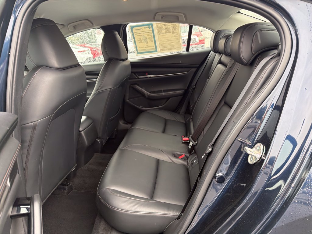 Used 2025 MAZDA MAZDA3 s FWD image 17