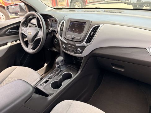Used 2023 Chevrolet Equinox LT FWD image 12