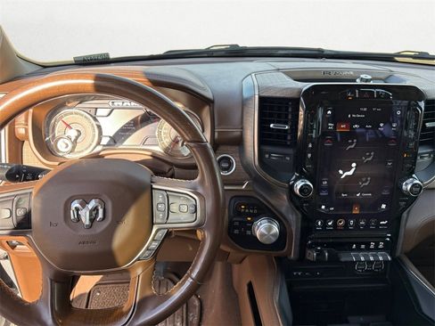 Used 2019 RAM 1500 Limited image 10