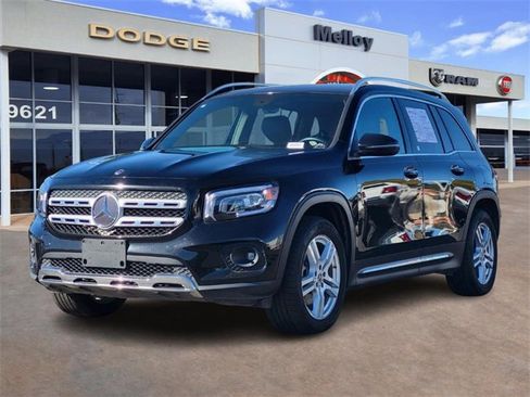 Used 2023 Mercedes-Benz GLB 250 4MATIC image 2