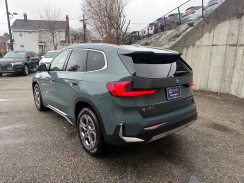 Used 2023 BMW X1 xDrive28i w/ Convenience Package AWD/4WD image 3