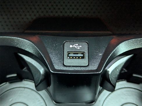 Used 2022 BMW 330i Sedan w/ M Sport Package image 17