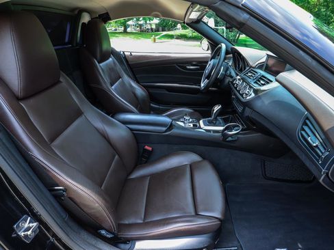Used 2012 BMW Z4 sDrive35i image 38