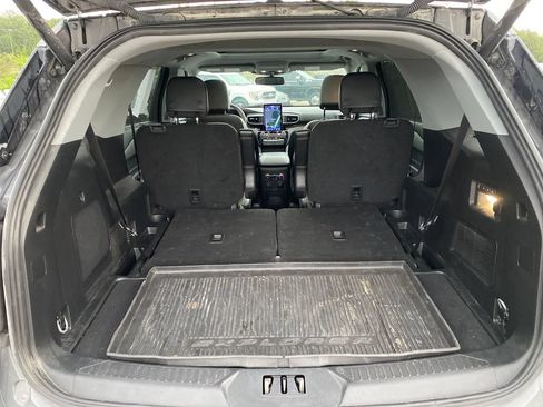 Used 2023 Ford Explorer Limited w/ Limited Technology Package AWD/4WD image 38