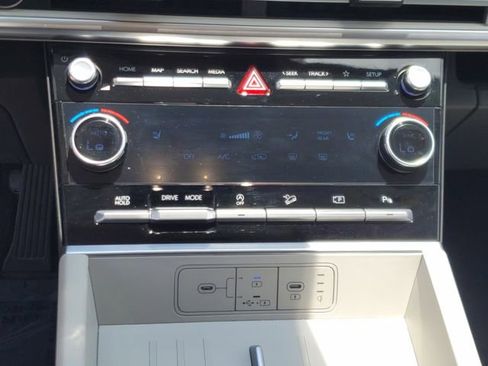 Used 2026 Hyundai Santa Fe SEL FWD image 24