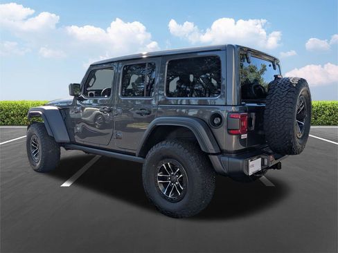 Used 2025 Jeep Wrangler Unlimited Sport AWD/4WD image 7