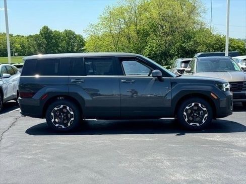 New 2025 Hyundai Santa Fe SE image 2