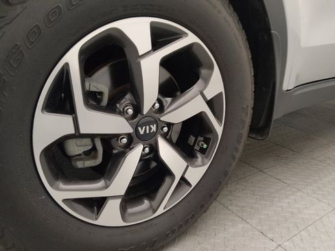 Used 2020 Kia Sportage LX FWD image 31