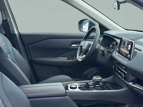 New 2026 Nissan Rogue SV AWD/4WD image 23
