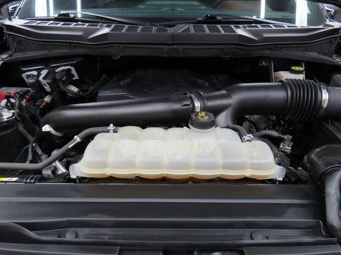 Used 2021 Ford F150 Lariat w/ Equipment Group 502A High image 26