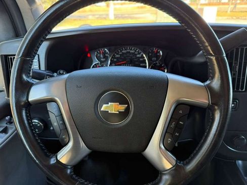 Used 2017 Chevrolet Express 3500 LT w/ LT Preferred Equipment Group image 13