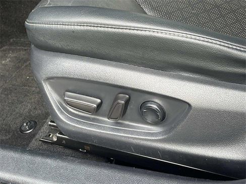 Used 2019 Toyota Camry XSE image 26