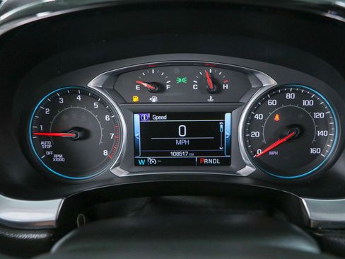 Used 2018 Chevrolet Traverse LT FWD image 15