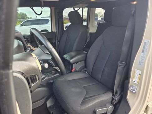 Used 2016 Jeep Wrangler Unlimited Sport w/ Quick Order Package 24S AWD/4WD image 7