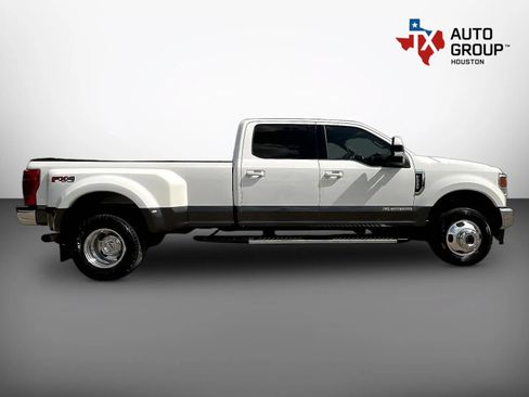 Used 2020 Ford F350 Lariat w/ Lariat Value Package AWD/4WD image 8