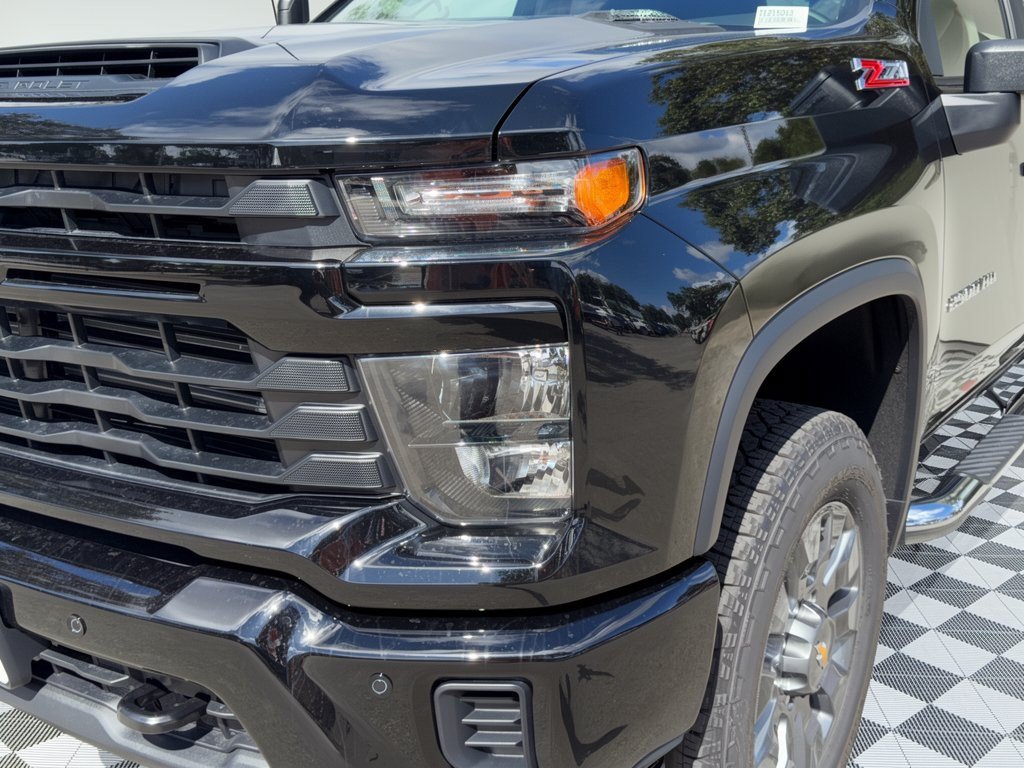 New 2026 Chevrolet Silverado 2500 Custom w/ Custom Value Package AWD/4WD image 12