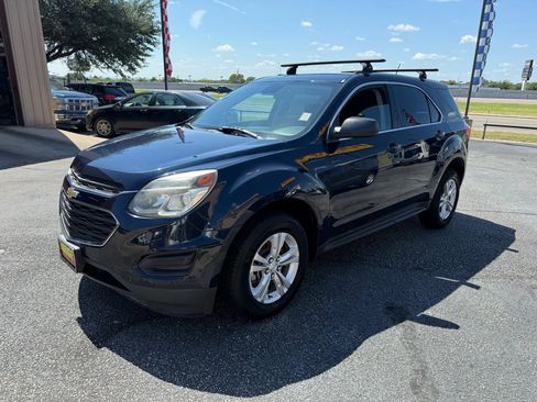 Used 2016 Chevrolet Equinox LS image 1