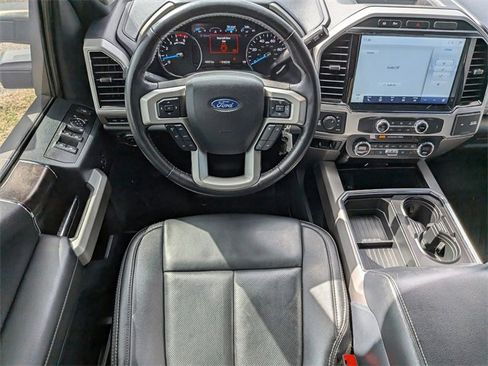 Used 2022 Ford F250 Lariat w/ Lariat Value Package image 17