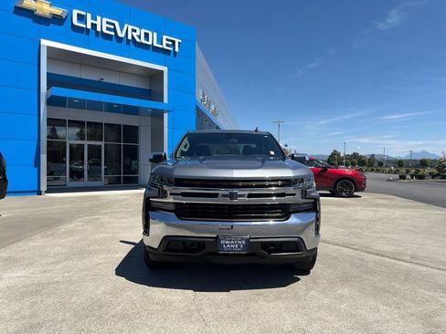 Used 2021 Chevrolet Silverado 1500 LT AWD/4WD image 8