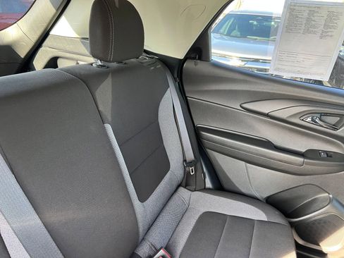 Used 2025 Chevrolet TrailBlazer LT image 37