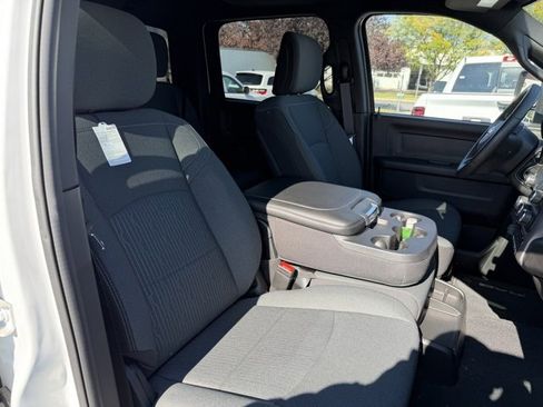 New 2024 RAM 3500 Tradesman w/ Chrome Appearance Group image 11