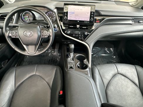 Used 2021 Toyota Camry XSE image 13