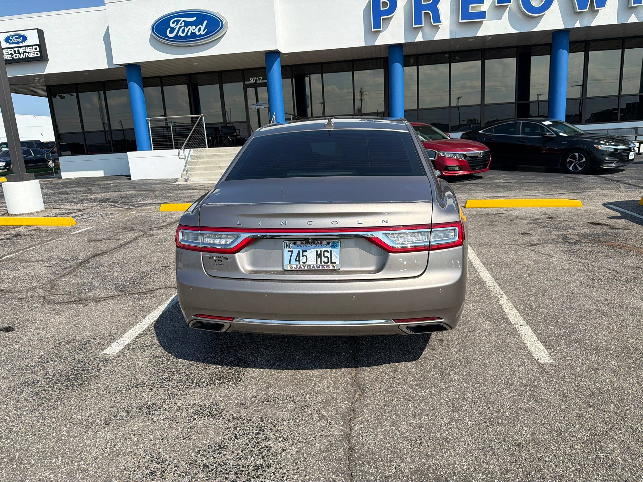 Used 2020 Lincoln Continental AWD w/ Elements Package image 6