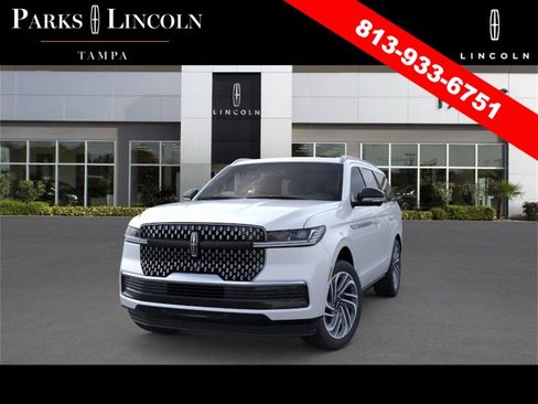 New 2026 Lincoln Navigator Reserve image 2