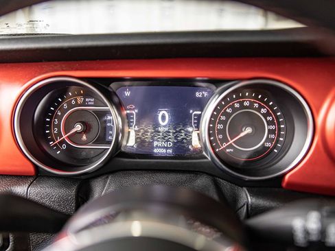 Used 2020 Jeep Wrangler Unlimited Rubicon w/ Dual Top Group image 22