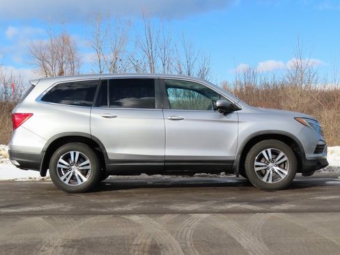 Used 2016 Honda Pilot EX-L image 2