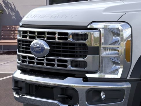 New 2026 Ford F450 XL w/ XL Chrome Package AWD/4WD image 17