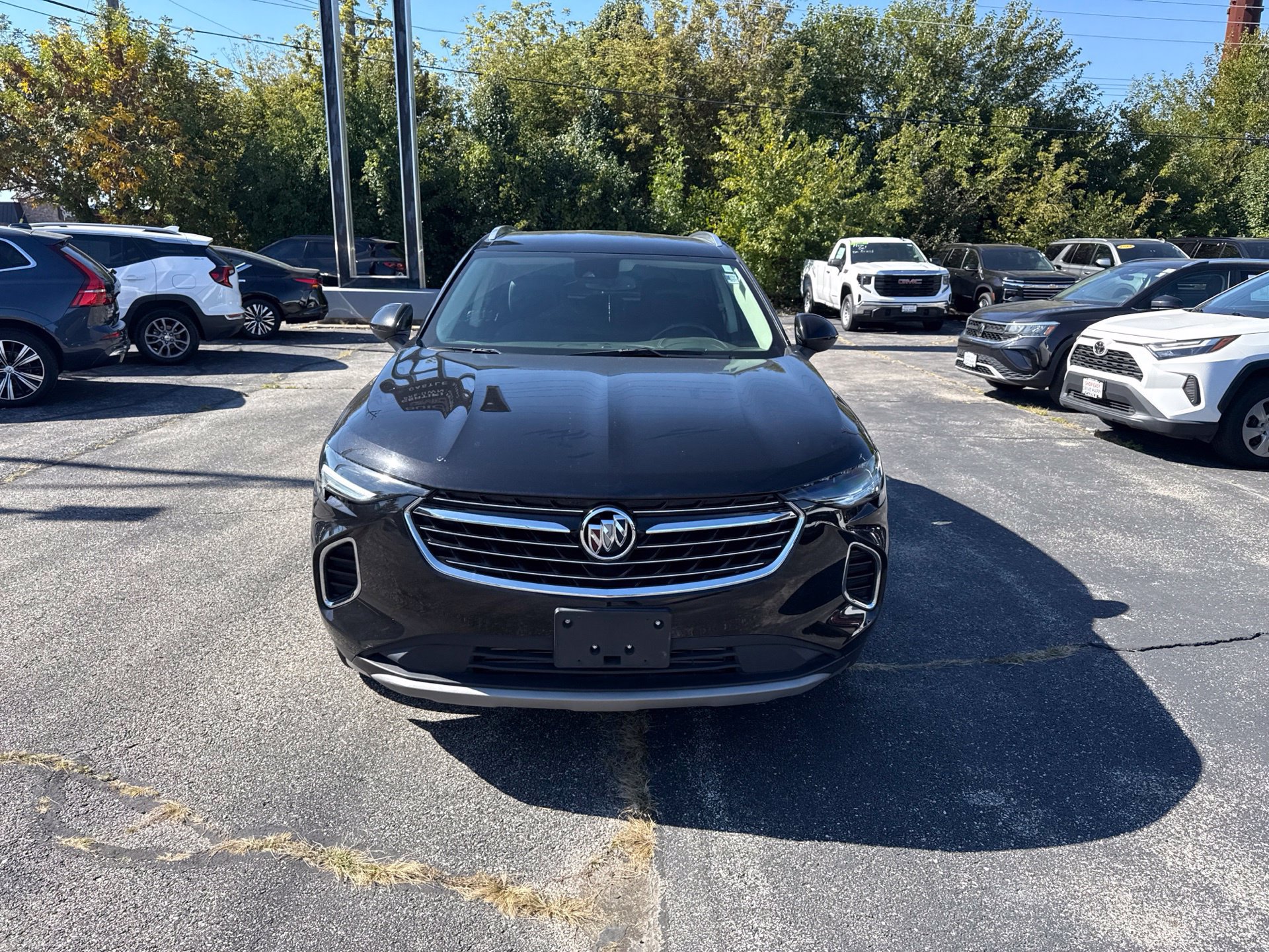 Used 2022 Buick Envision Preferred w/ Safety Package FWD image 2