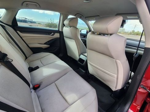 Used 2018 Honda Accord LX image 14