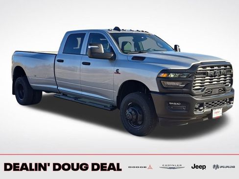 New 2026 RAM 3500 Tradesman image 8