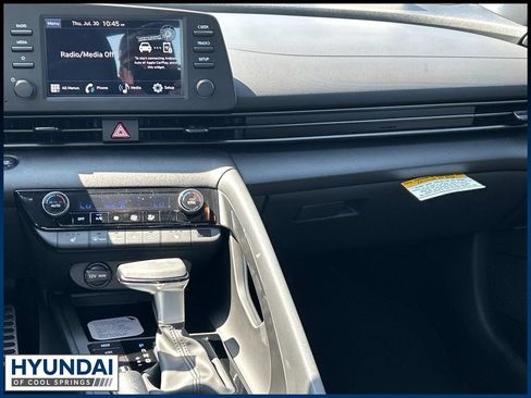 New 2026 Hyundai Elantra SEL Sport FWD image 22