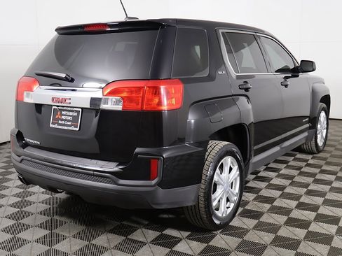 Used 2017 GMC Terrain SLE image 6