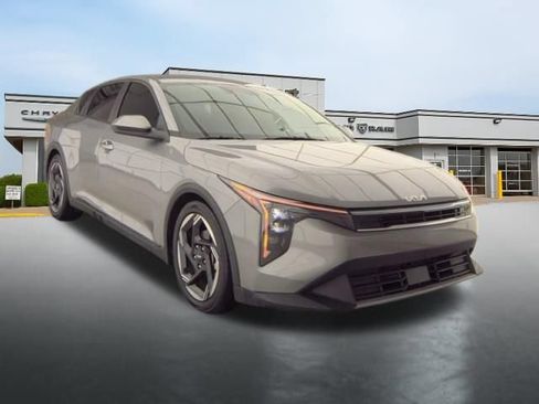 Used 2025 Kia K4 EX FWD image 4