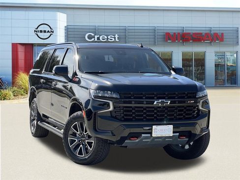 Used 2024 Chevrolet Suburban Z71 w/ Luxury Package image 1