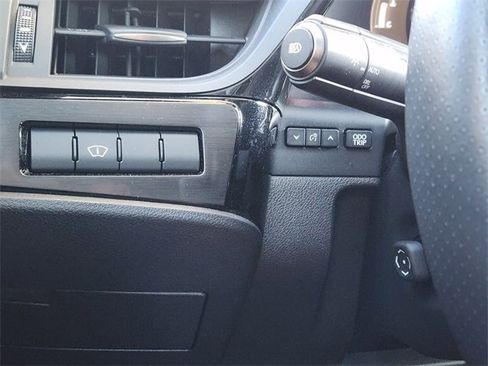 Used 2022 Lexus ES 350 F Sport image 23