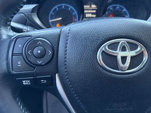 Used 2016 Toyota Corolla S image 16