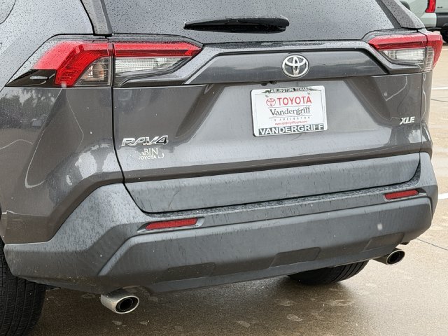 Certified 2020 Toyota RAV4 XLE Premium FWD image 6