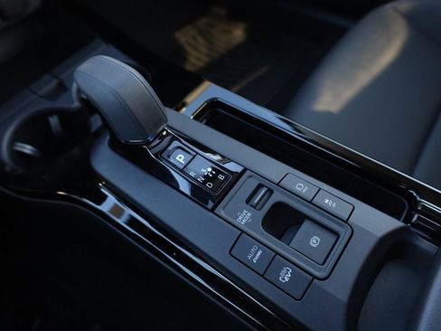 New 2026 Toyota Prius Plug-In Hybrid image 17