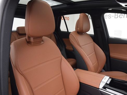Certified 2024 Mercedes-Benz GLC 300 image 17