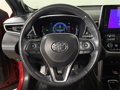 Used 2023 Toyota Corolla Cross XSE w/ Convenience Package image 26
