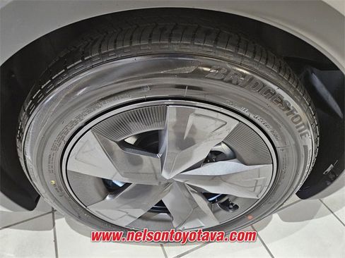 New 2026 Toyota Prius SE image 9