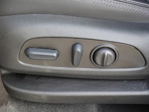 Used 2024 GMC Terrain Denali w/ Denali Premium Package image 33